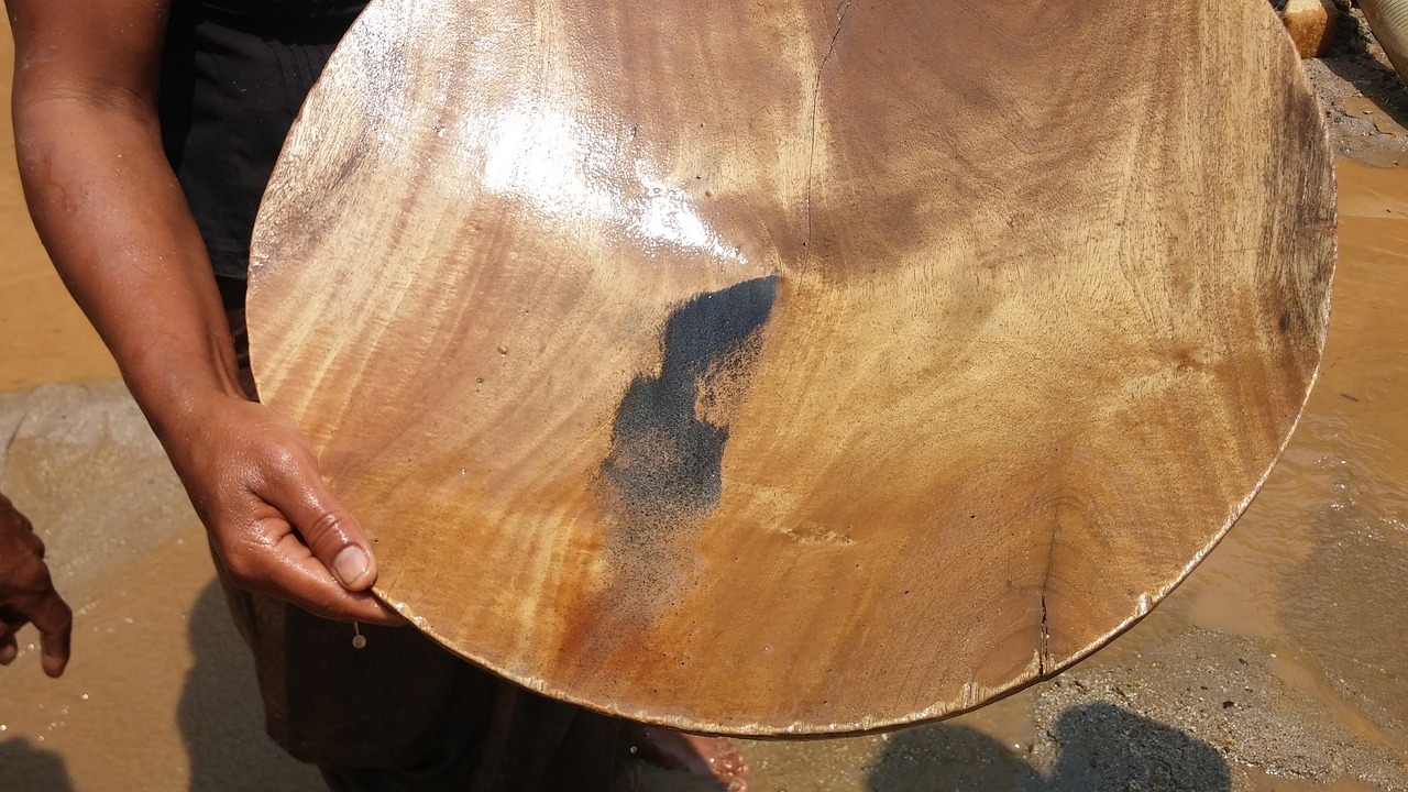 Dono de embarcação e funcionários são mortos a tiros em garimpo no Amazonas