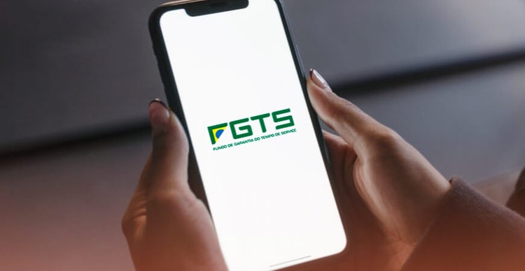 Trabalhadores poderão sacar até R$ 1 mil de contas do FGTS