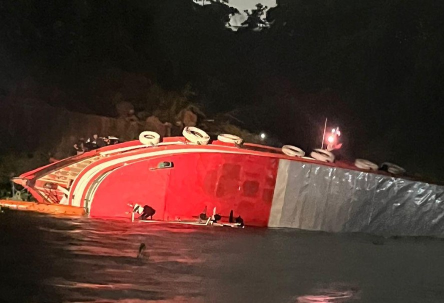 Marinha do Brasil vai investigar naufrágio em Manaus