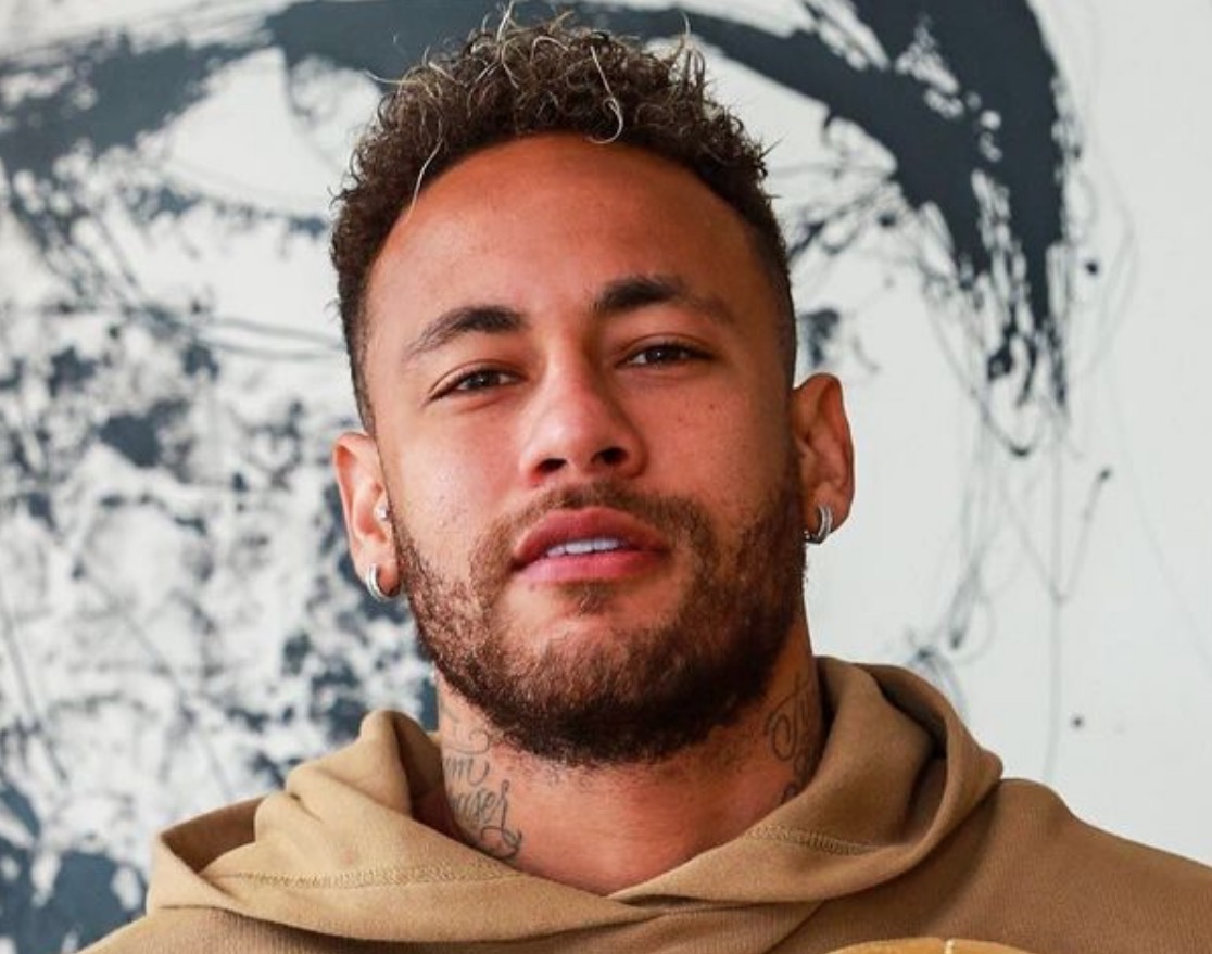 Neymar quebra silêncio após acusação de assédio de funcionária da Nike