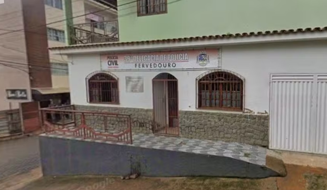 Adolescente ataca irmão a canivetadas durante festa da mãe 