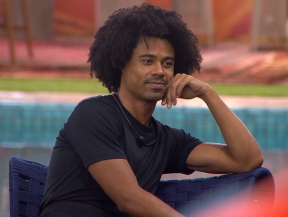 Breno e Marcelo articulam plano para eliminar 'trindade' no paredão: 'Ana Paula tira eles'