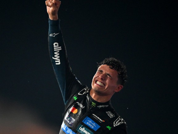 Lando Norris conquista título inédito da Fórmula 1 e encerra hegemonia de Verstappen