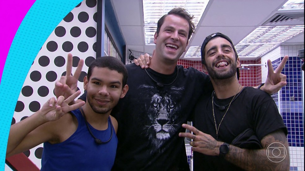 Paredão entre Vyni, Gustavo e Scooby tem mais de 200 mil votos por minuto