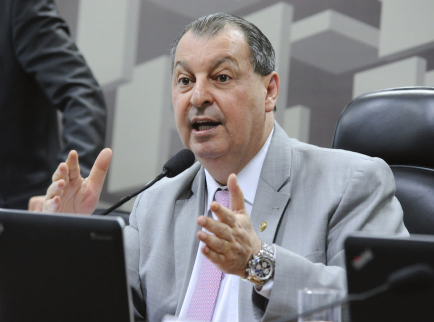 Presidente da CPI critica fala de Bolsonaro sobre carta: 'Não faça isso com o povo'