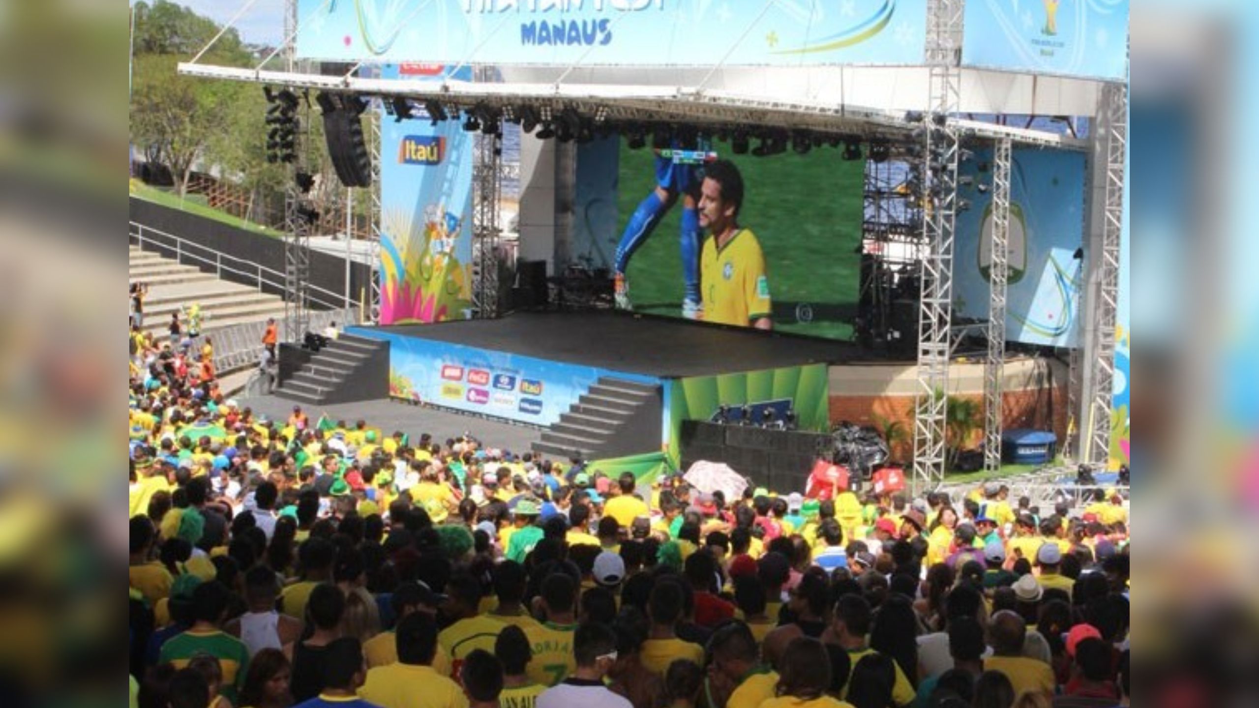 Lançado edital para exibição de jogos da Copa do Mundo 2022 nas ruas de Manaus