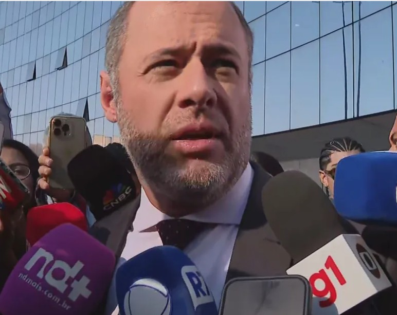 Julgamento no STF: advogado reafirma que Bolsonaro não cometeu violência