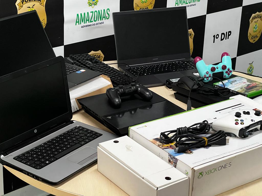 Pai e filho são presos por aplicarem golpes em site de compra e venda em Manaus