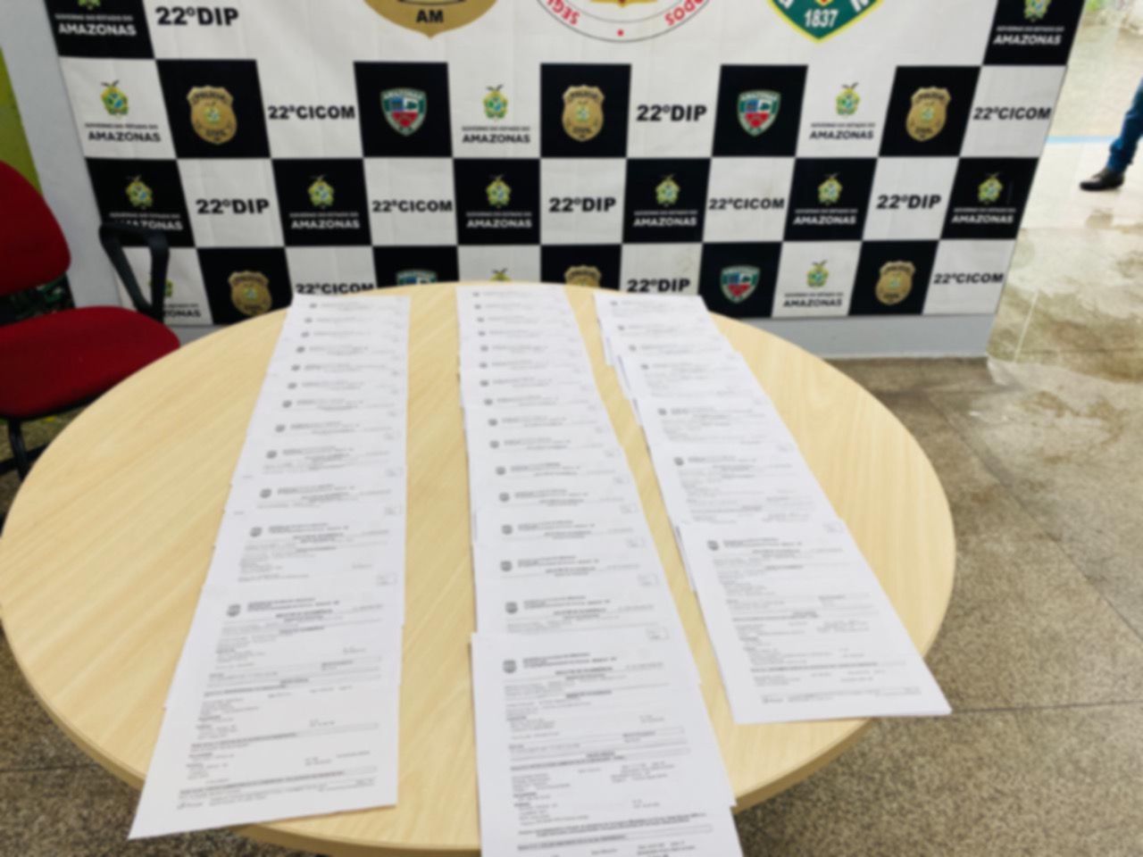 Estelionatários são presos por aplicar golpes de falso consórcio de veículos em Manaus