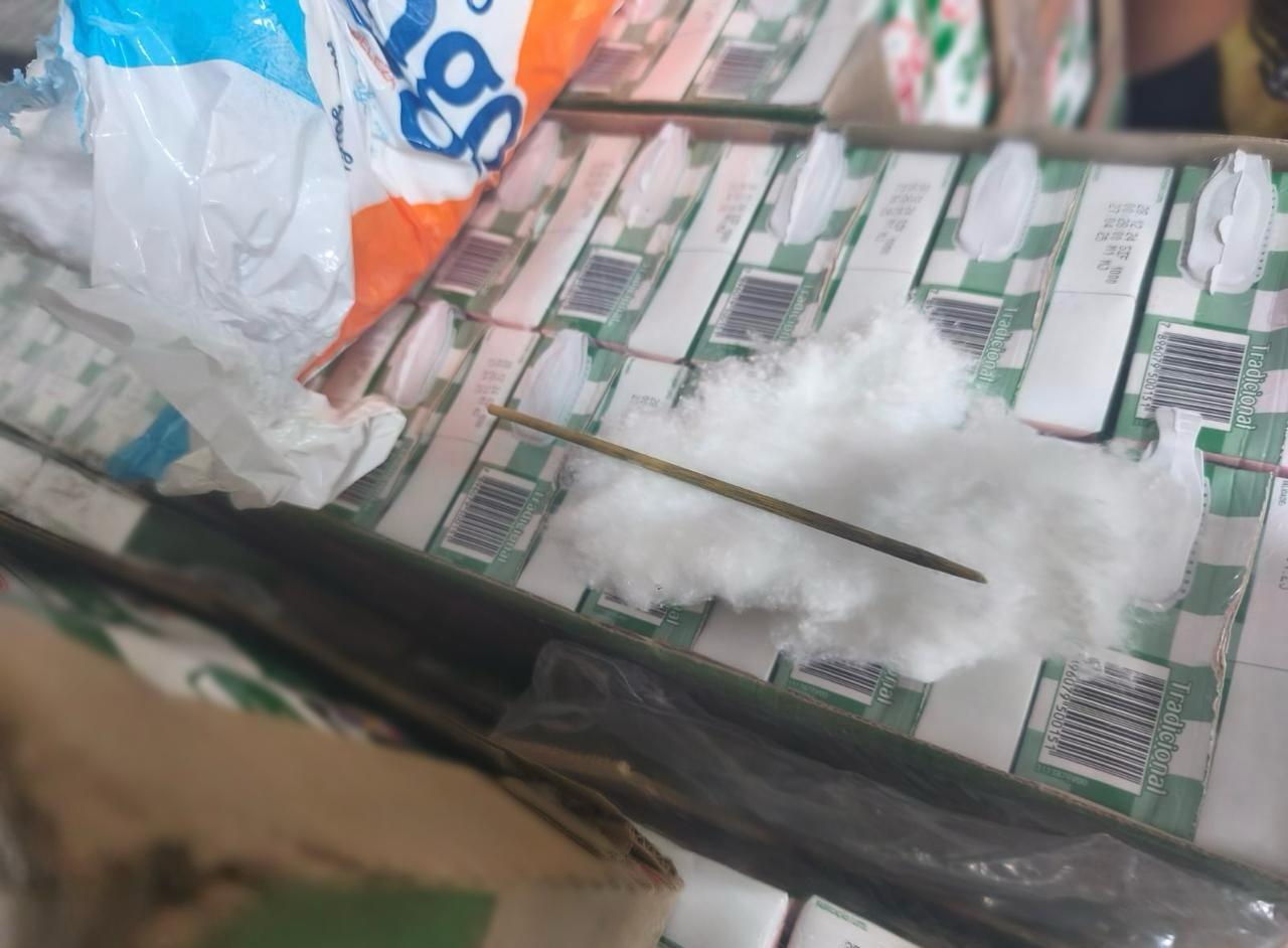 Grupo é preso em distribuidora por alterar validade de alimentos vencidos em Manaus