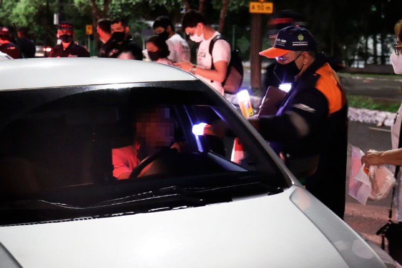 Durante operação 21 motoristas são flagrados sob efeito de álcool ao volante em Manaus
