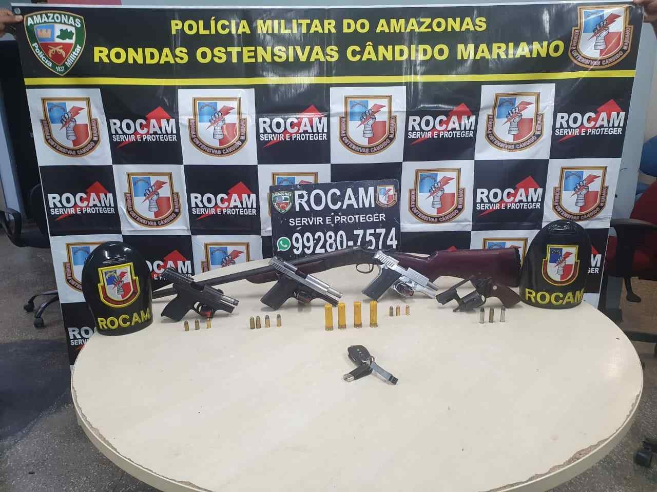 Trio é preso com arsenal escondido em carro e sítios em Manaus