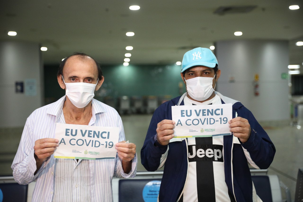 Mais dois pacientes recuperados da Covid-19 no ES retornam a Manaus