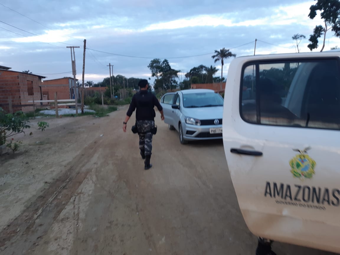 Pescador é morto a terçadadas pelo primo a mando do irmão no Amazonas