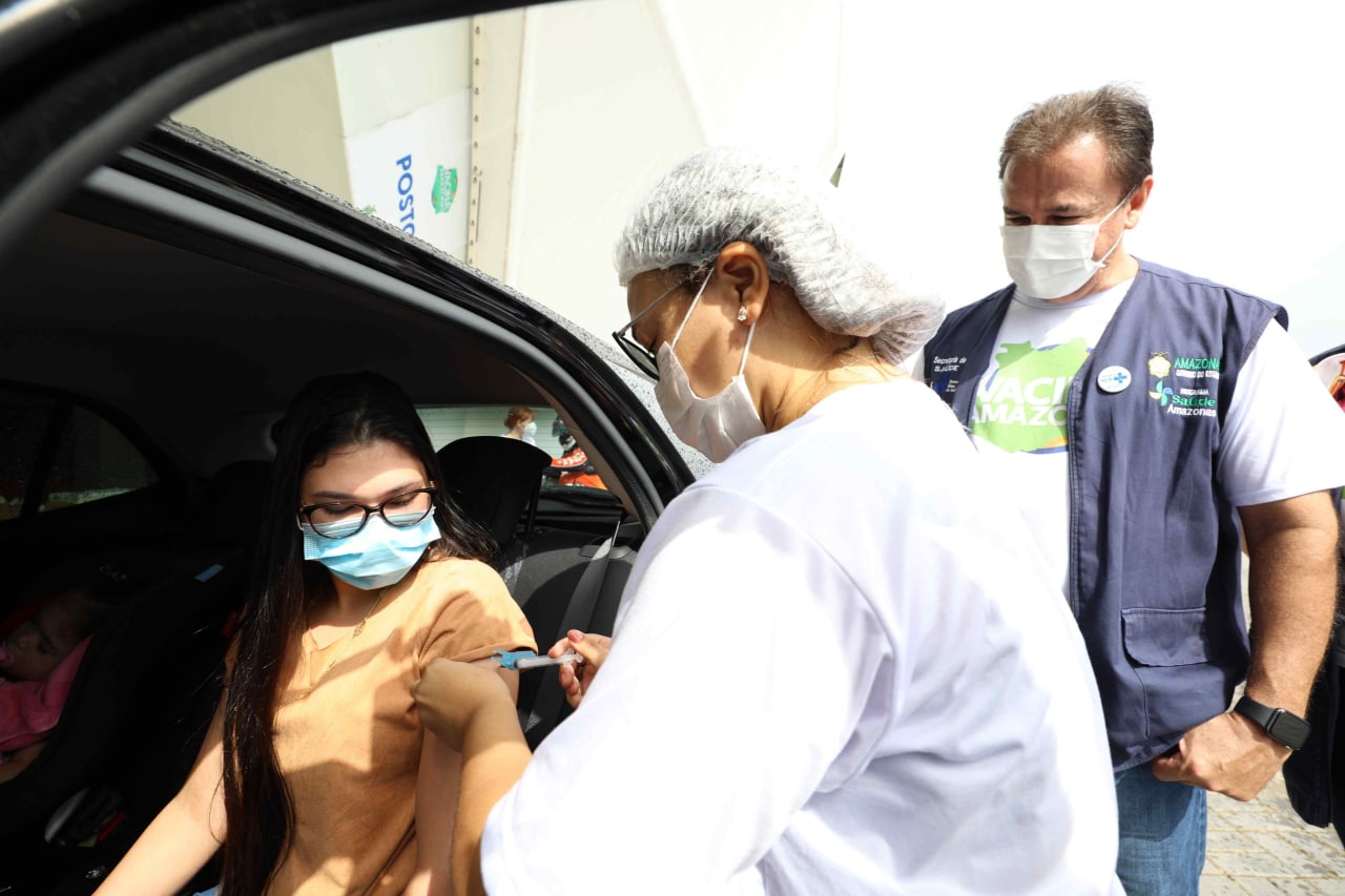 Vacinação: Drive-thru da Arena da Amazônia abre acesso pela rua Flaviano Limongi