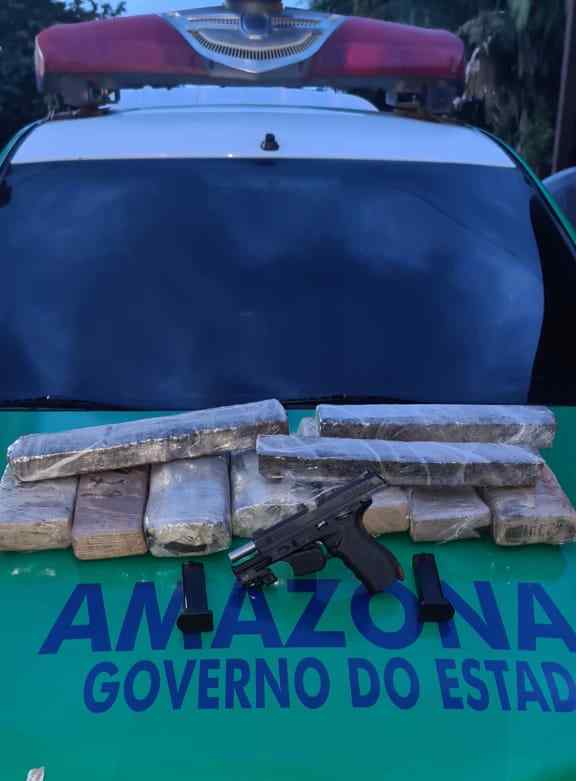 Traficante é preso com mais de 10 kg de drogas escondidas em casa no Amazonas