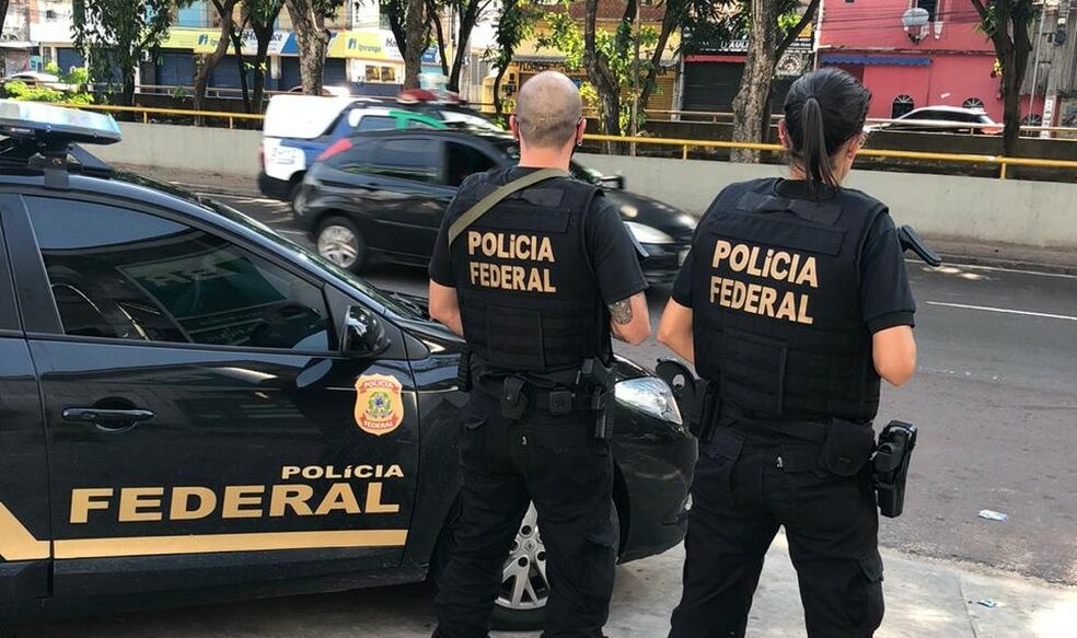 Operação da PF mira envolvidos em fraudes bilionárias no INSS no Amazonas 