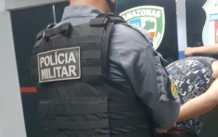 Homem é preso ao tentar abrir crediário com documentos falsos em Manaus