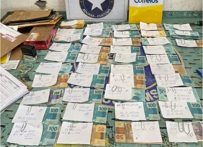 Receita Federal apreende quase R$ 70 mil em dinheiro falso em encomendas em Manaus