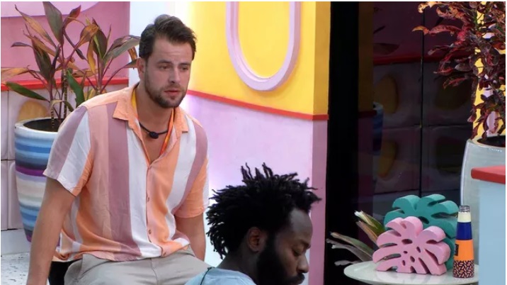 Gustavo critica contragolpe de Arthur em DG: 'ele se equivoca'