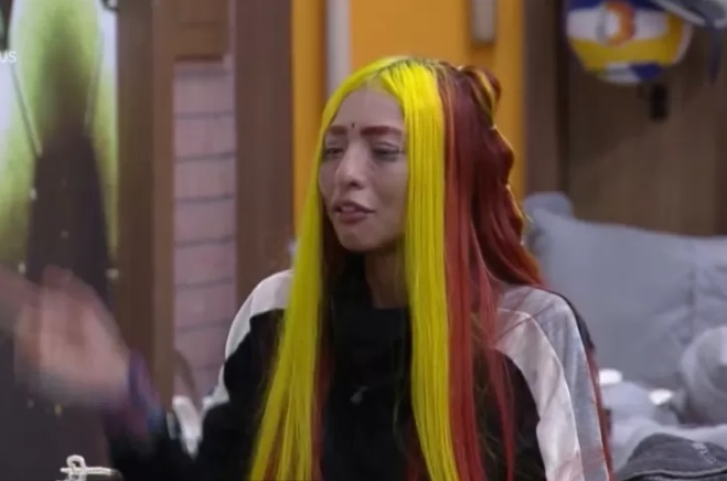 Ruivinha de Marte cai no choro após jogo da discórdia: 'sou inútil'