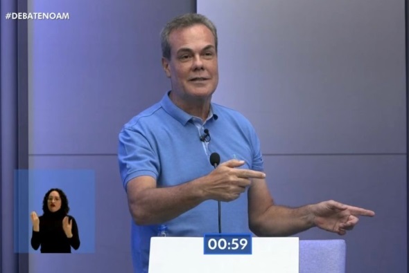 Henrique Oliveira ataca Eduardo Braga sobre aumento na tarifa de energia elétrica