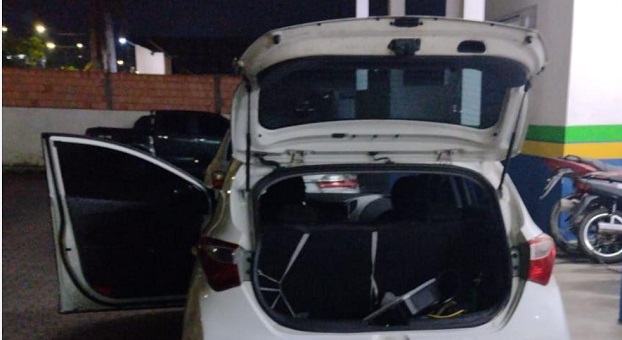 Motorista de app é encontrado em porta-malas de carro após ser sequestrado em Manaus