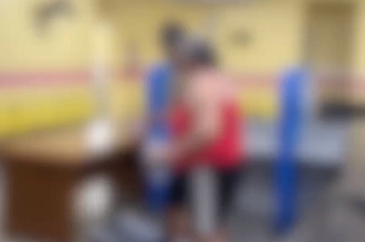 Homem é preso após espancar idosa durante discussão em Manaus