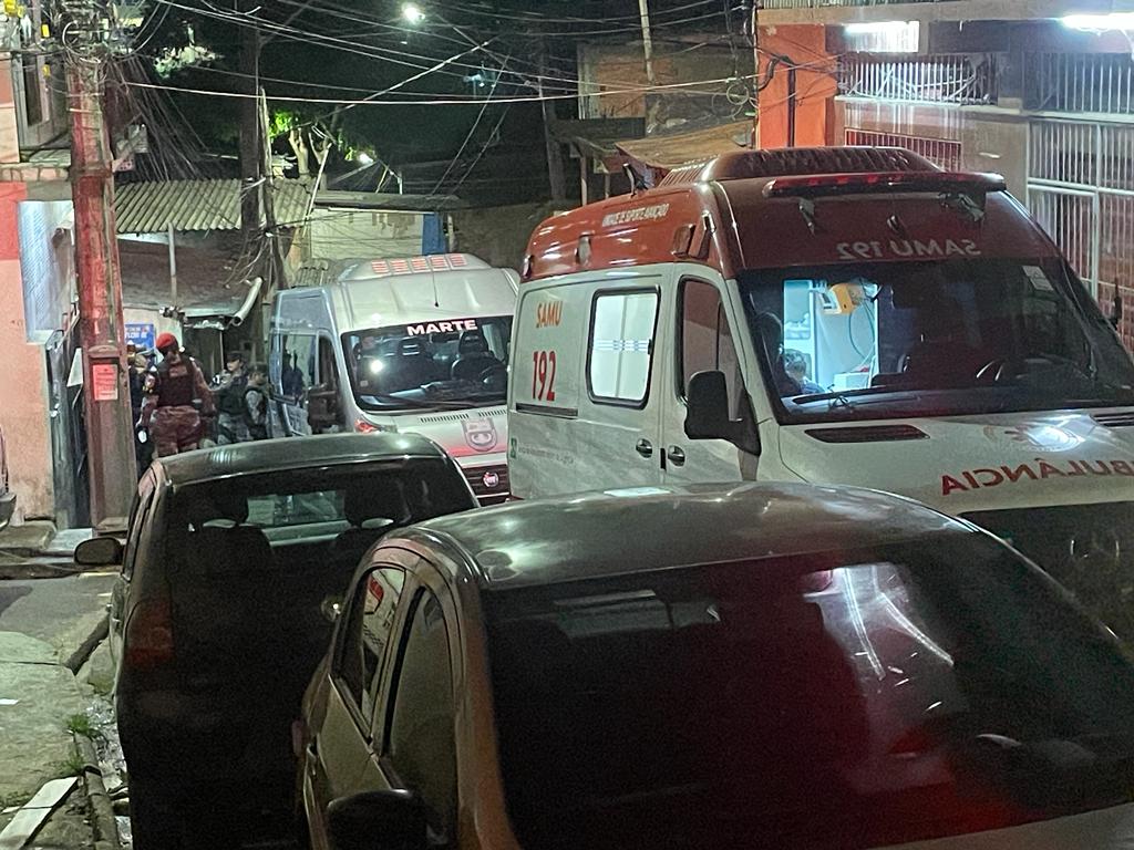 Criminosos lançam granada em beco de Manaus