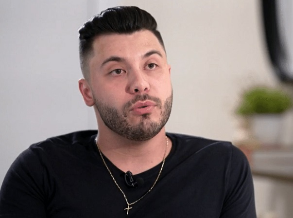 Acidente com ônibus da equipe do cantor Murilo Huff deixa homem ferido