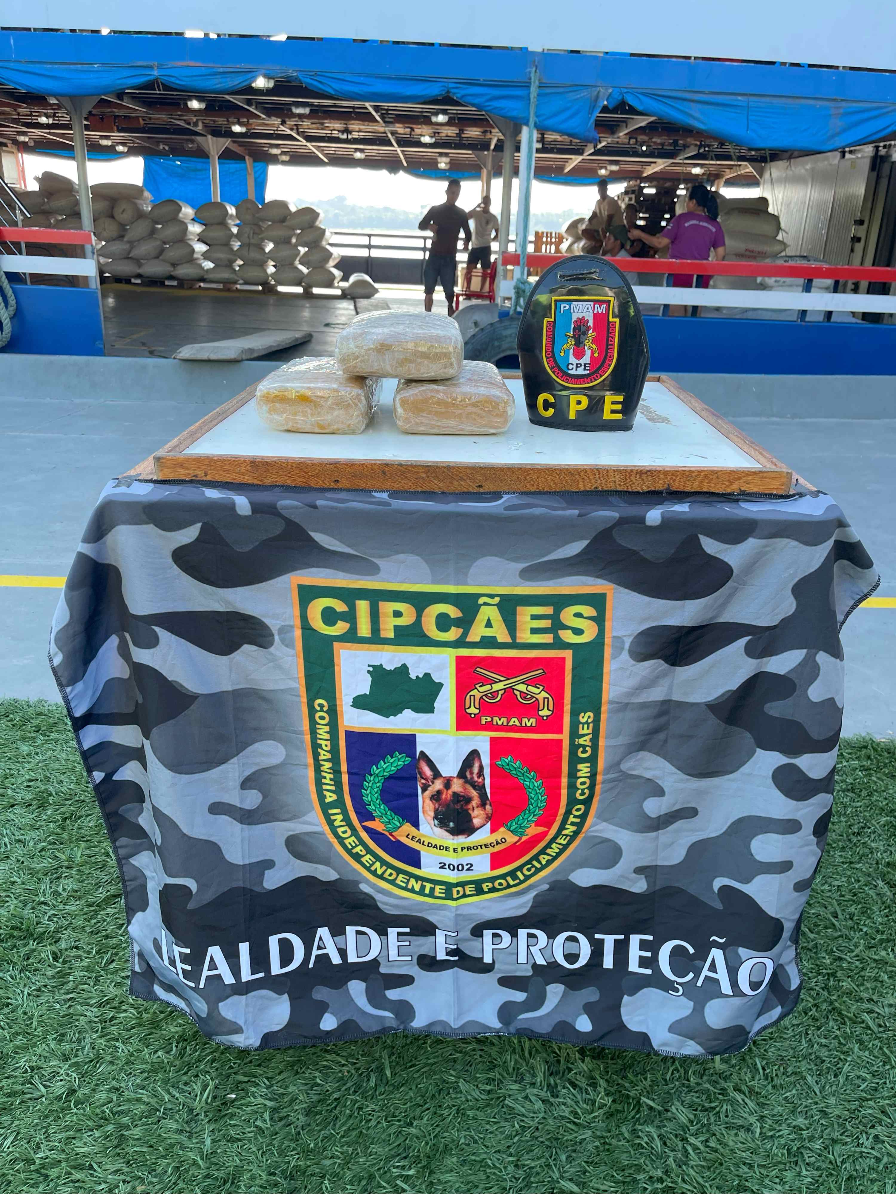 Três quilos de maconha, avaliados em mais de R$ 70 mil, são apreendidos em Coari