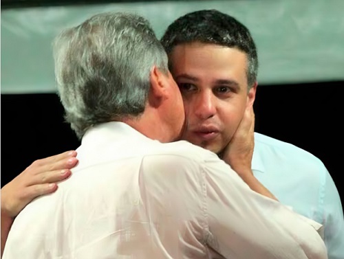 Arthur Bisneto completaria 45 anos e é homenageado pelo pai Arthur Neto