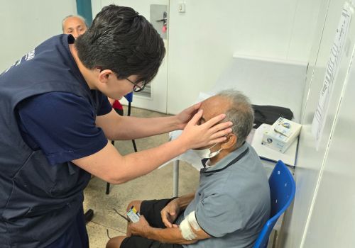 Mutirão de consultas dermatológicas atende mais de 200 pessoas em Manaus