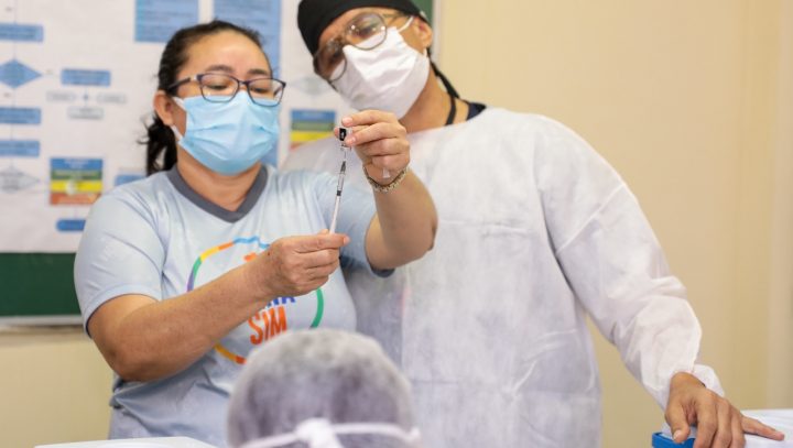População terá 72 pontos de vacinação contra Covid-19 disponíveis nesta semana em Manaus