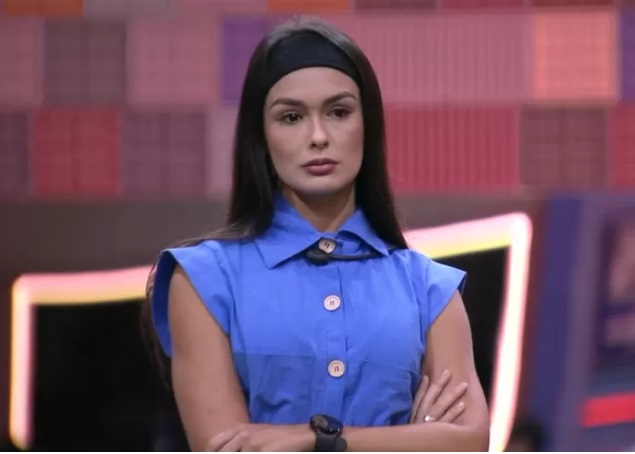 Larissa expõe Cristian contra brothers durante jogo da discórdia