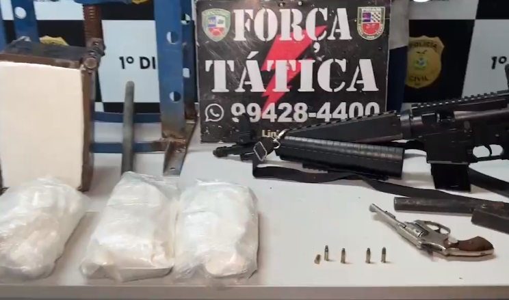 Traficante abandona fuzil e drogas ao fugir da polícia em Manaus