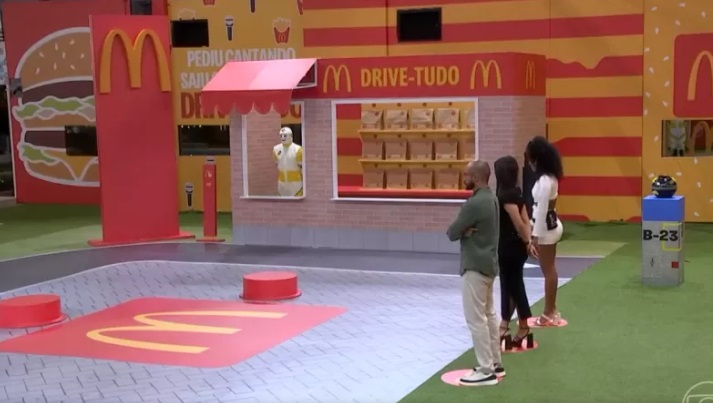 Marvvila vence prova bate e volta pela 2ª vez e escapa do paredão