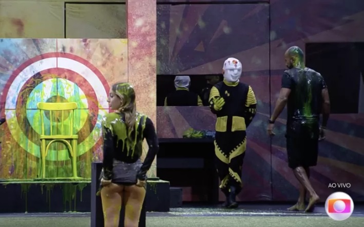 Bruna sofre com tamanho de roupas: 'Não cabem mais em mim'