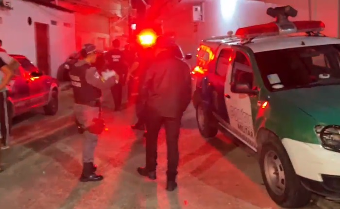 Venezuelano morre eletrocutado dentro de casa em Manaus