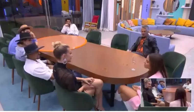 'Vamos mudar de assunto', pede Key após mexicanos perguntarem por Lula; vídeo