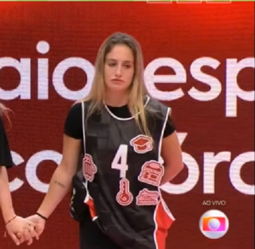 Bruna vence prova do líder e conquista prêmio de R$100 mil do BBB23