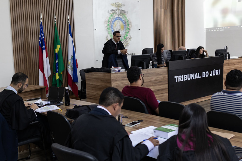 Trio é condenado por atirar em homem após discussão em igreja em Manaus