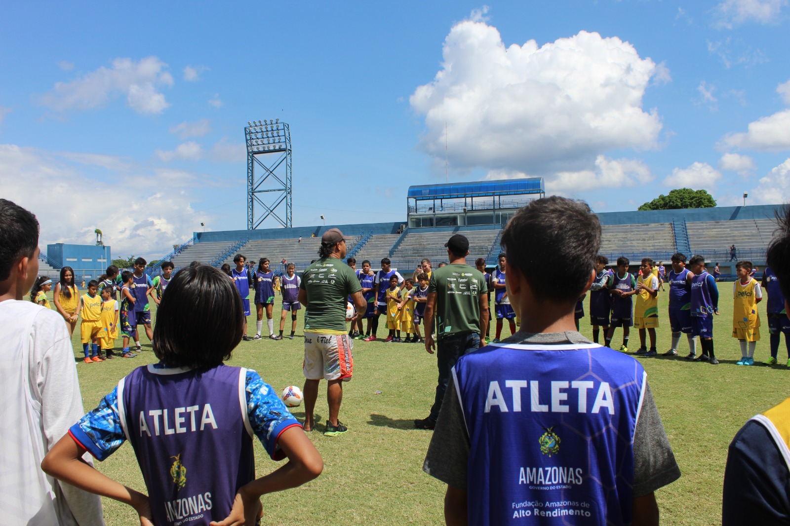 Estádio Ismael Benigno é palco do Circuito Futebol Social neste sábado, em Manaus