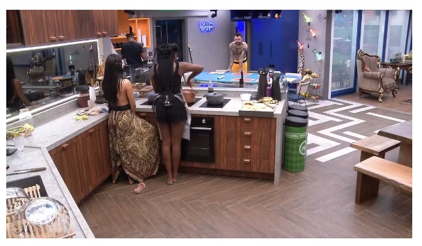 Vinicius usa sunga vermelha para atrair Isabelle: 'queria estar Garantido no beijo dela'