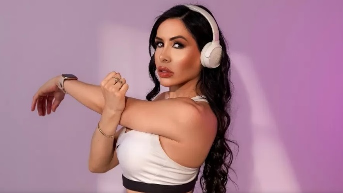 Influencer tem orgasmo ao fazer abdominais na academia: 'profundamente satisfatório'