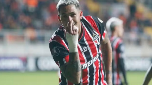De virada, São Paulo vence o Cobresal e se classifica para às oitavas da Libertadores