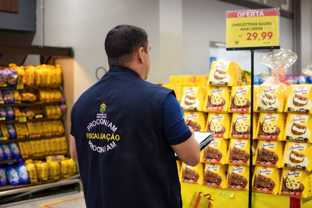 Com panetone de até R$ 50, veja preços de itens da Ceia de Natal em mercados de Manaus