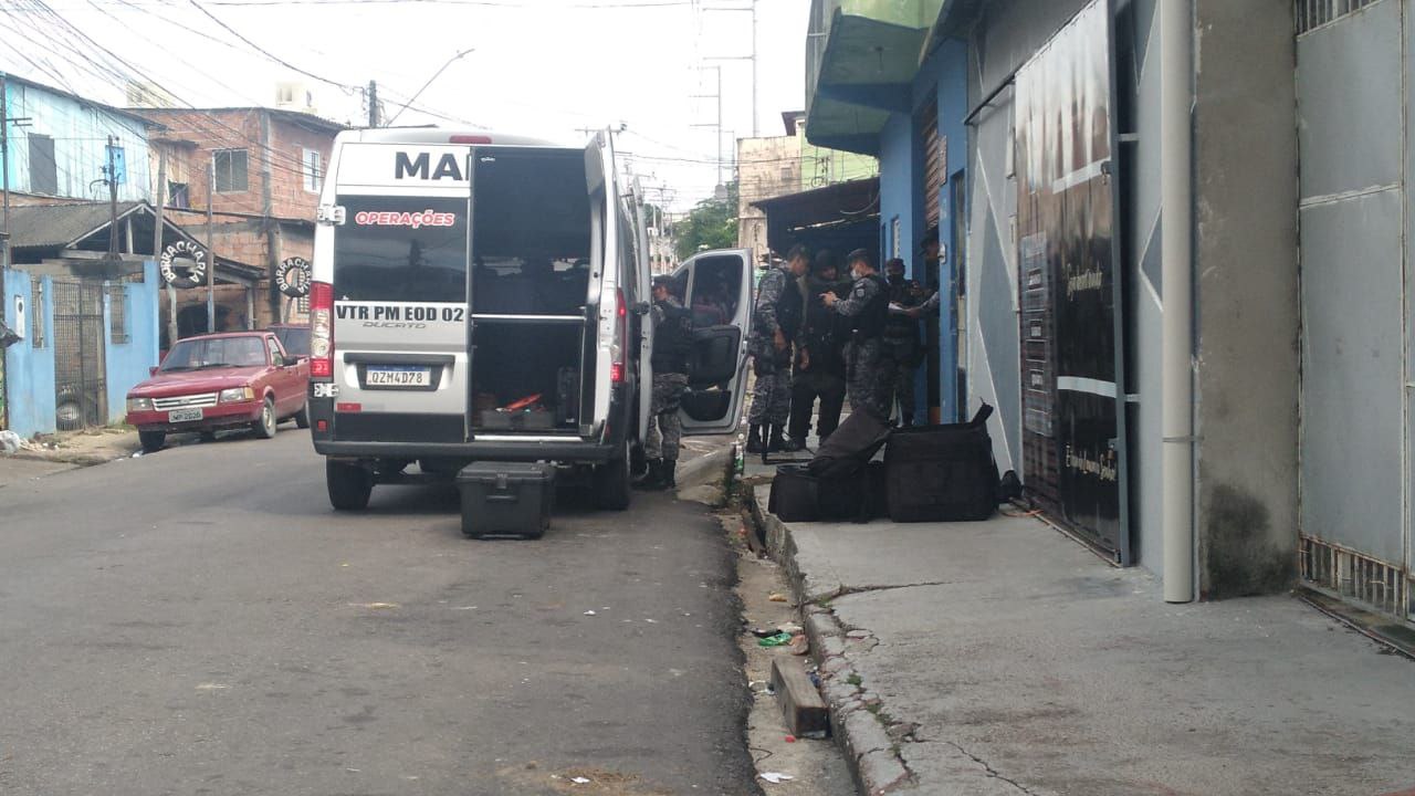 Explosivo usado para detonar caixas eletrônicos é encontrado em kitnet em Manaus