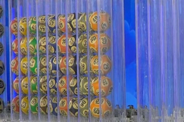Aposta única leva R$ 64 milhões da Mega-Sena 