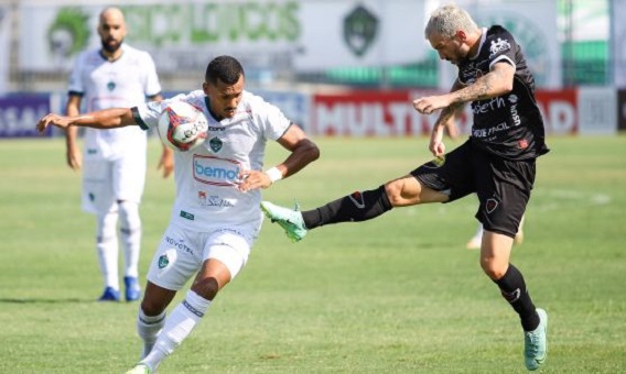 Jogo entre Manaus FC e Botafogo-PB termina em pancadaria pela Série C do Brasileiro